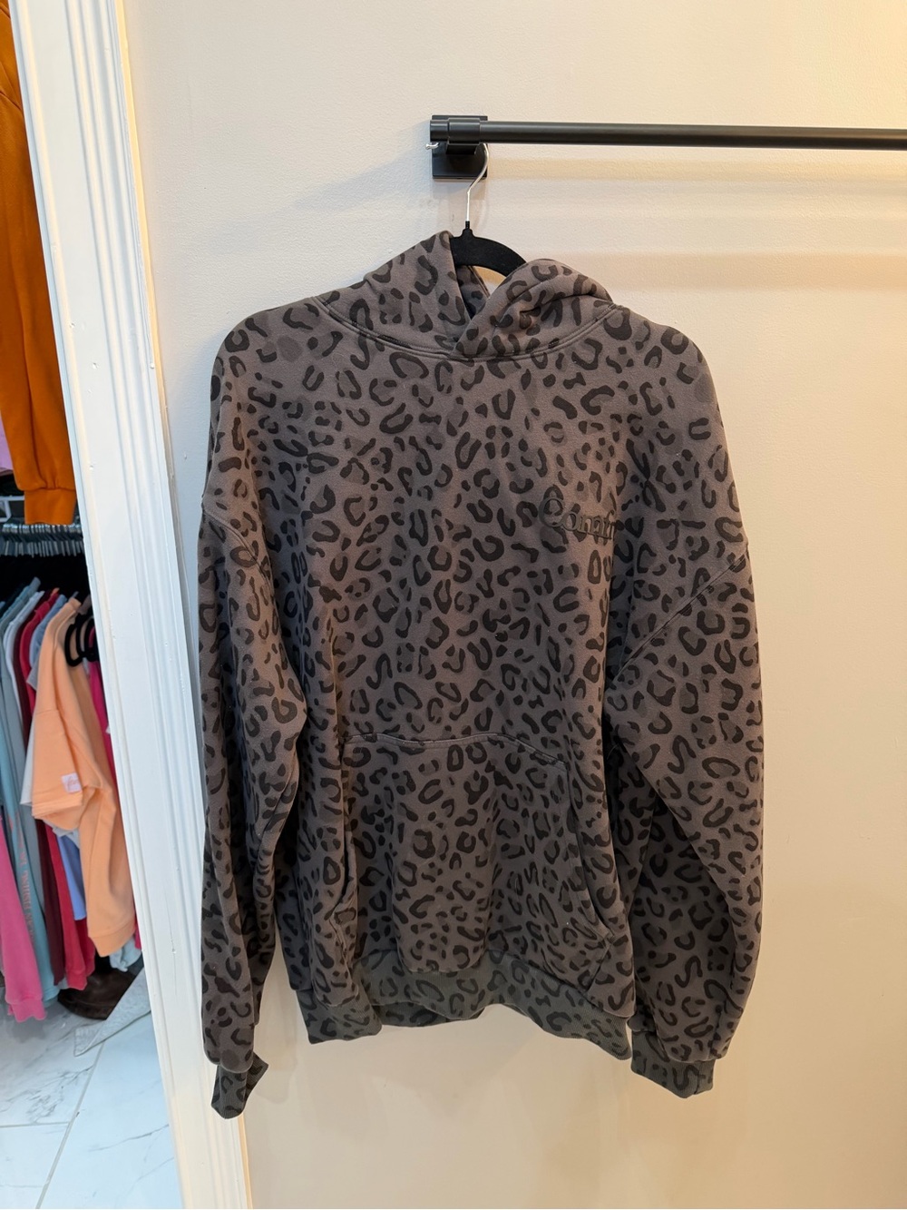 Comfrt Gray Leopard Print Unisex Hoodie